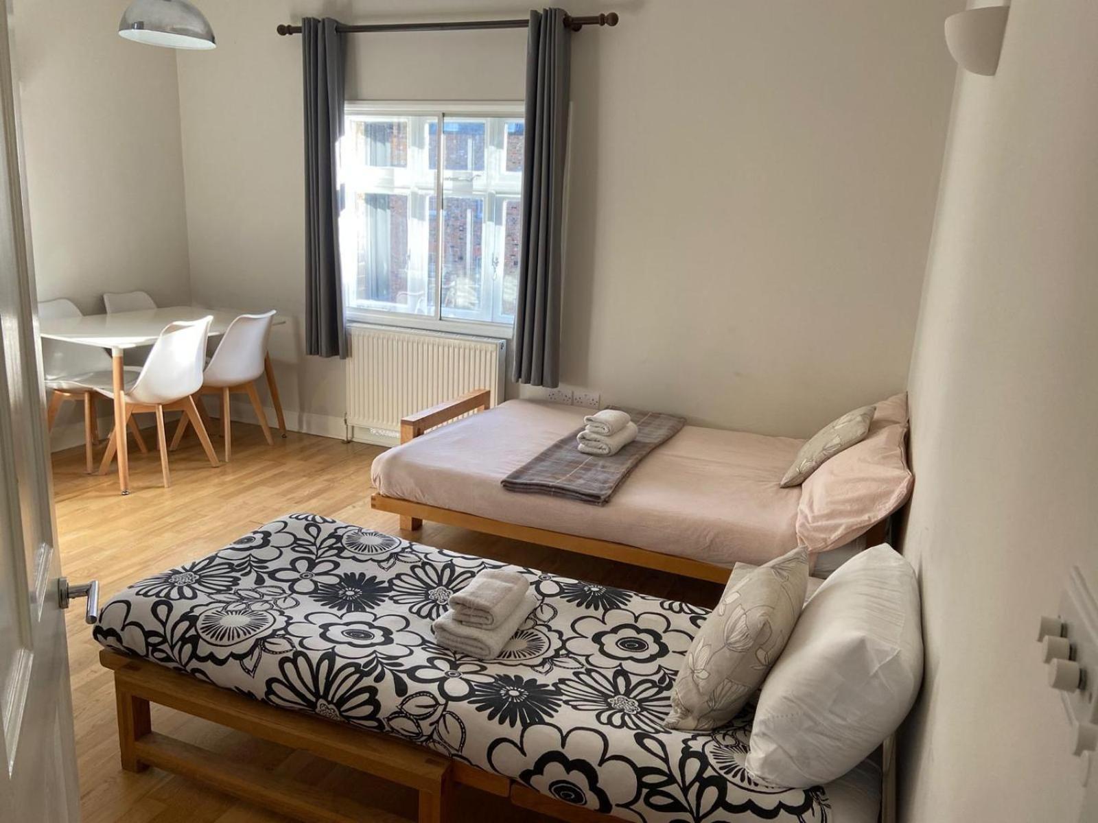 Period Apartment On South Bank Лондон Екстериор снимка