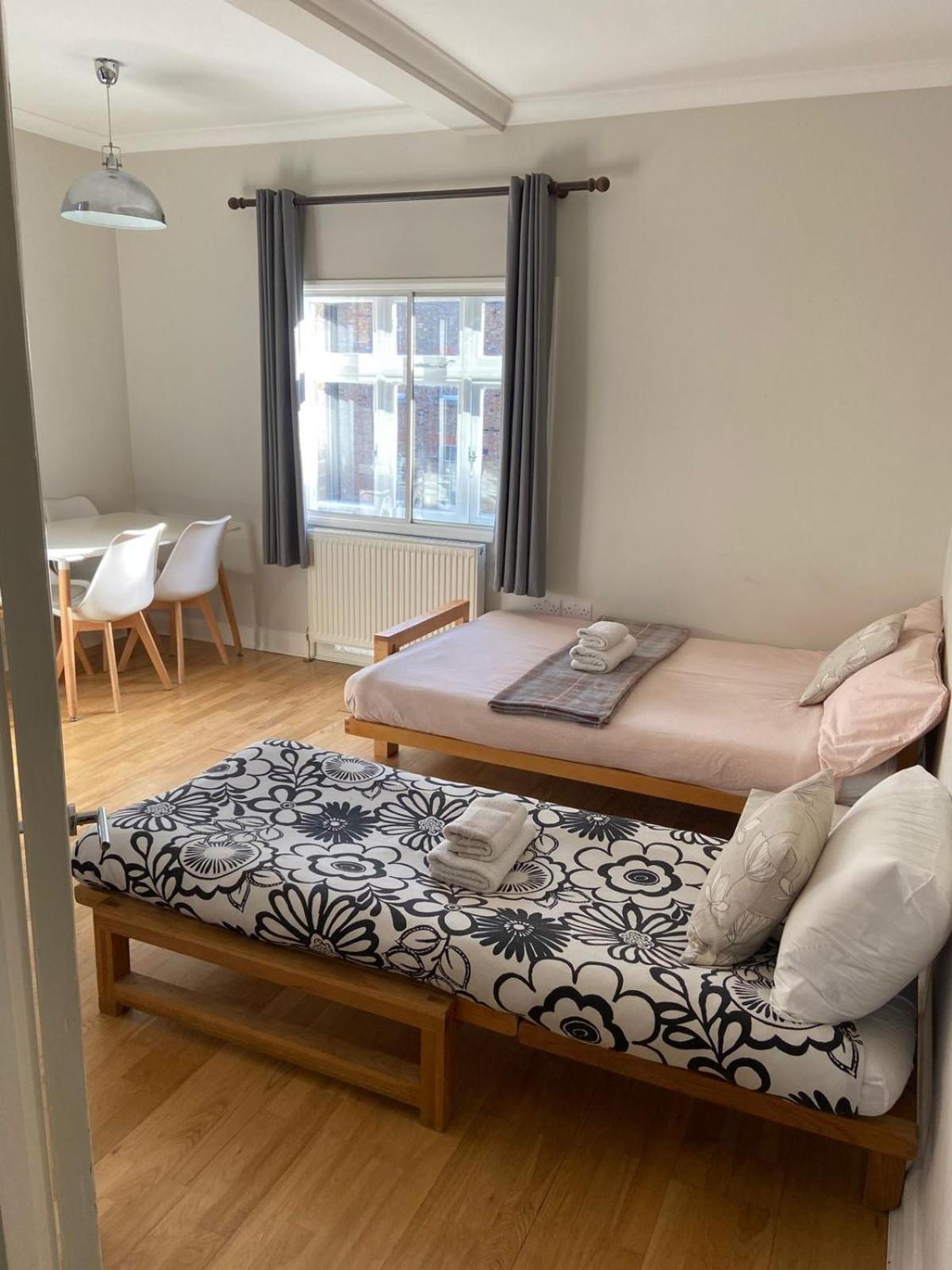 Period Apartment On South Bank Лондон Екстериор снимка